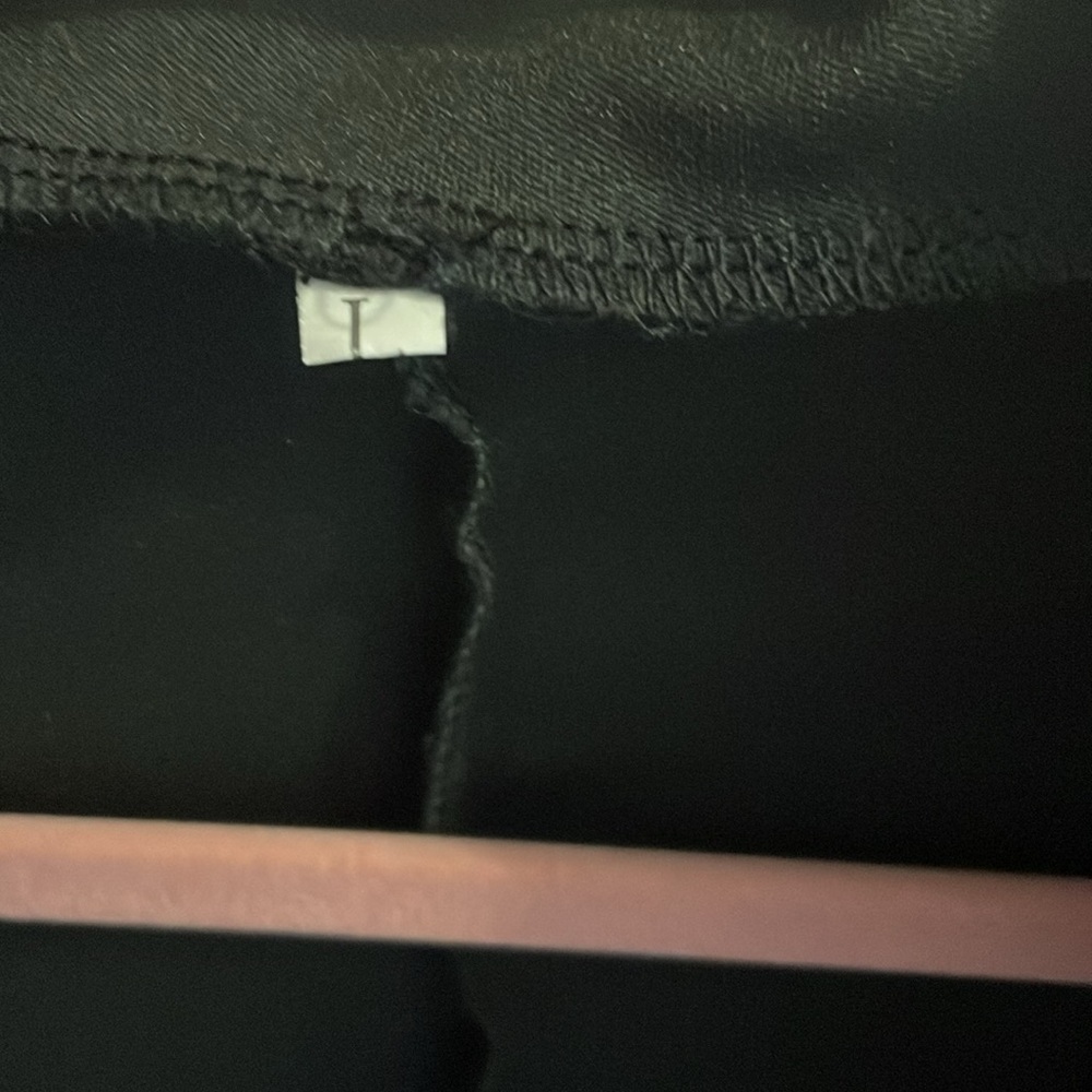 Blazer - Picture 3 of 3